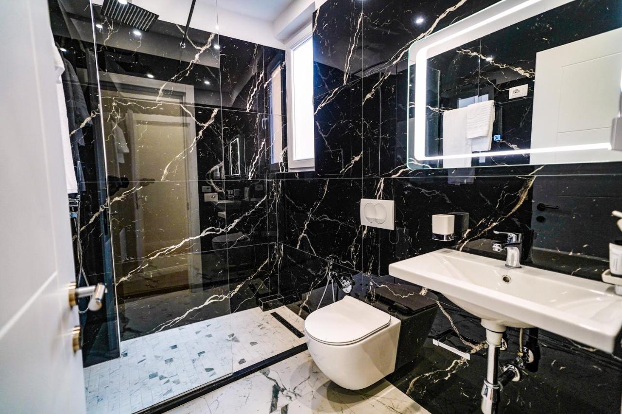 Hotell Capital Tirana