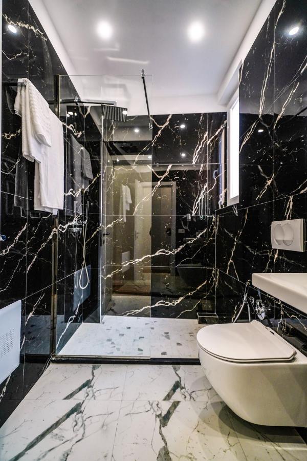 Capital Hotell Tirana